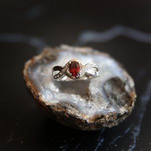 Ruby Colored Glass Costume Ring Size 9